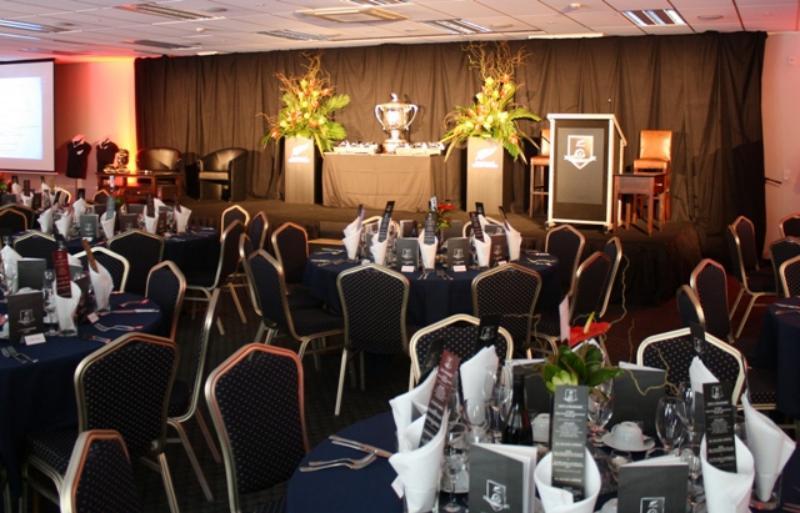 Emerald Hotel Gisborne Extérieur photo
